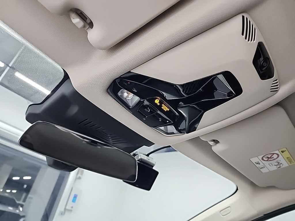 BMW 2시리즈 2시리즈 액티브 투어러 (U06) 218d 럭셔리 이미지 16