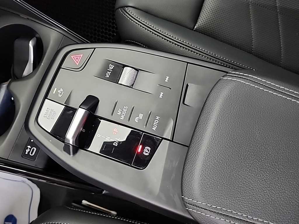 BMW 2시리즈 2시리즈 액티브 투어러 (U06) 218d 럭셔리 이미지 8