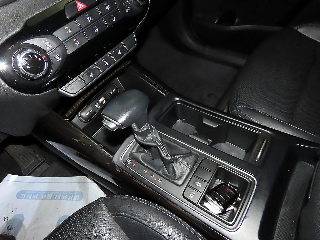 기아 쏘렌토 더 뉴 쏘렌토 디젤 2.2 2WD 럭셔리 이미지 12