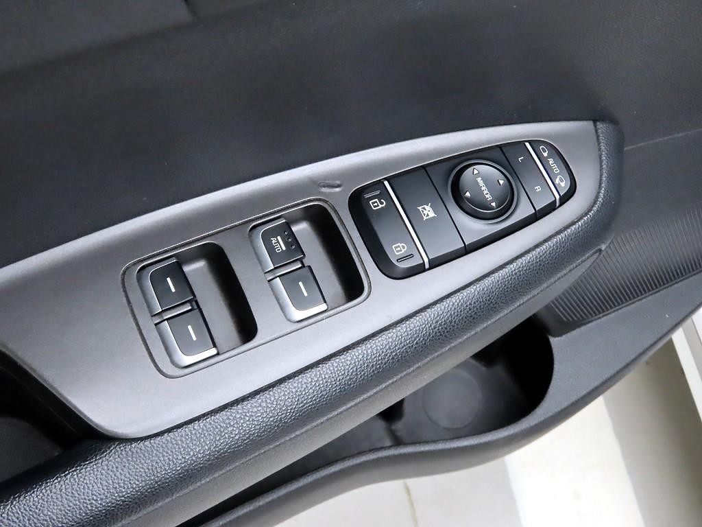 기아 K5 K5 2세대 SX 2.0 LPI 럭셔리 A/T 이미지 12