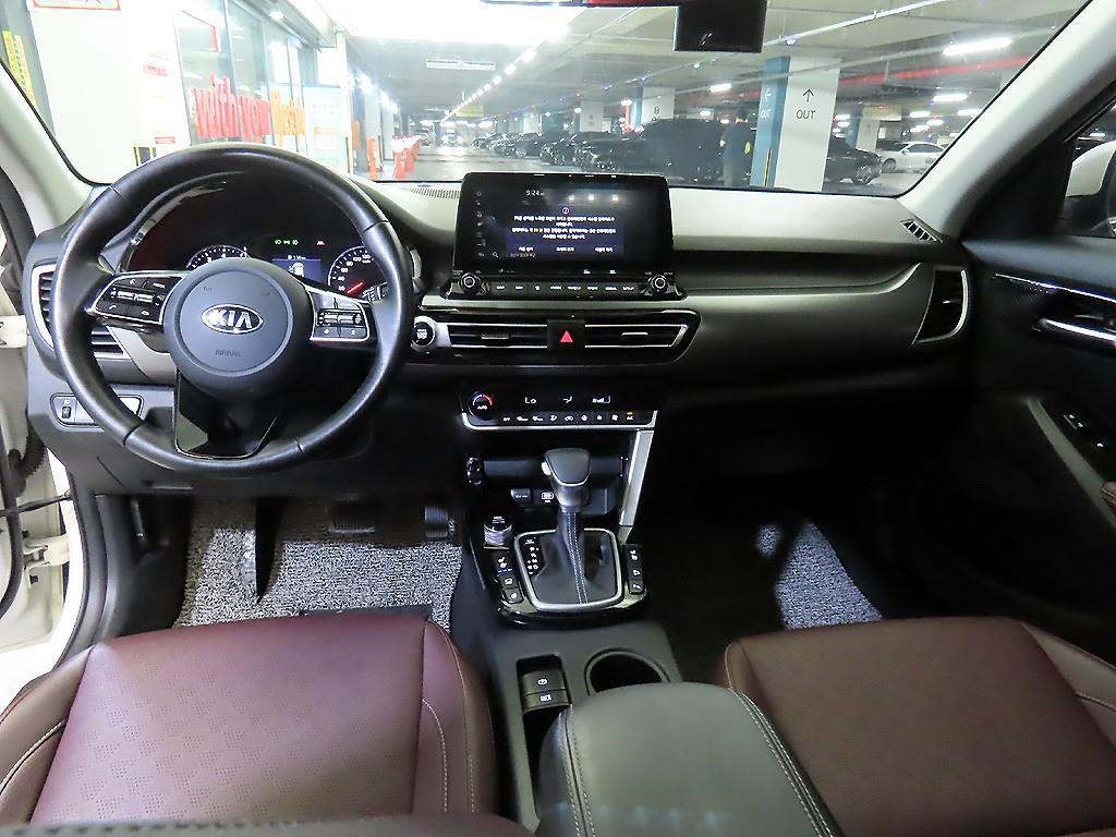 기아 셀토스 가솔린 1.6 터보 2WD 노블레스 이미지 10
