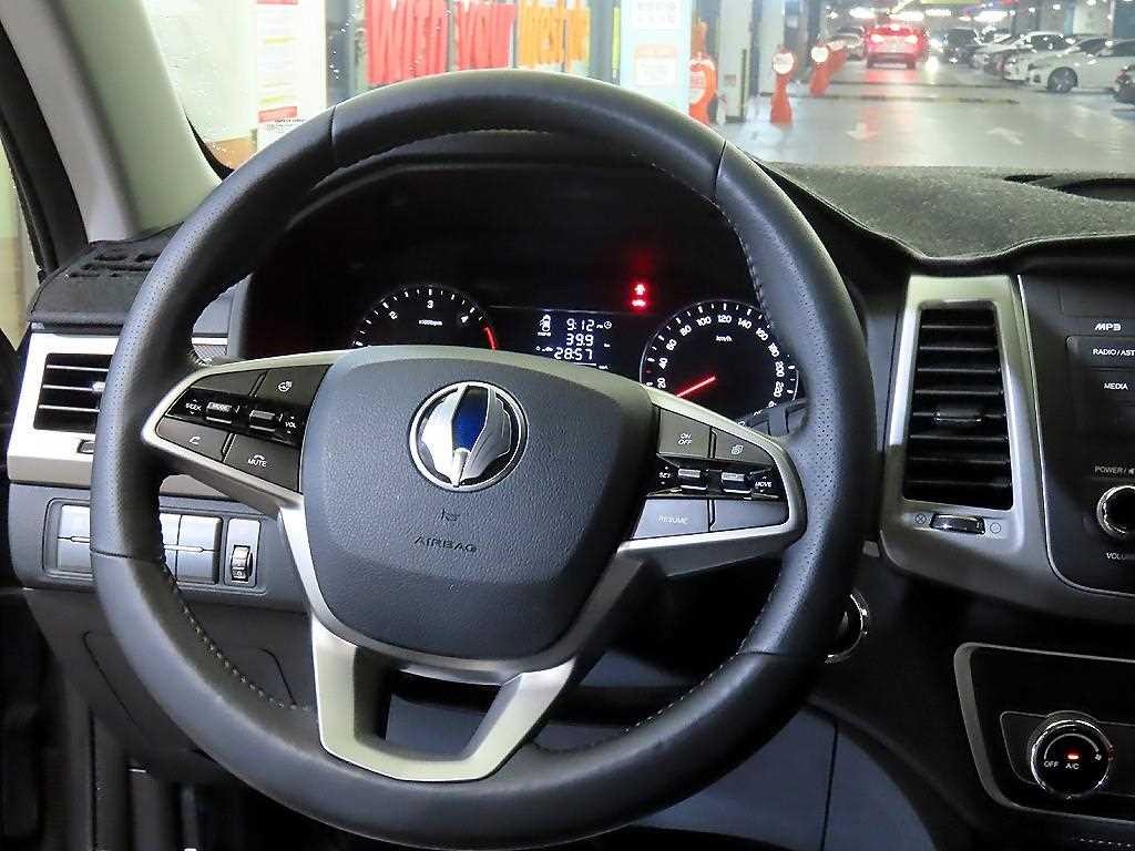 KG모빌리티(쌍용) 렉스턴 렉스턴 스포츠 4WD 디젤 2.2 어드벤처 이미지 9