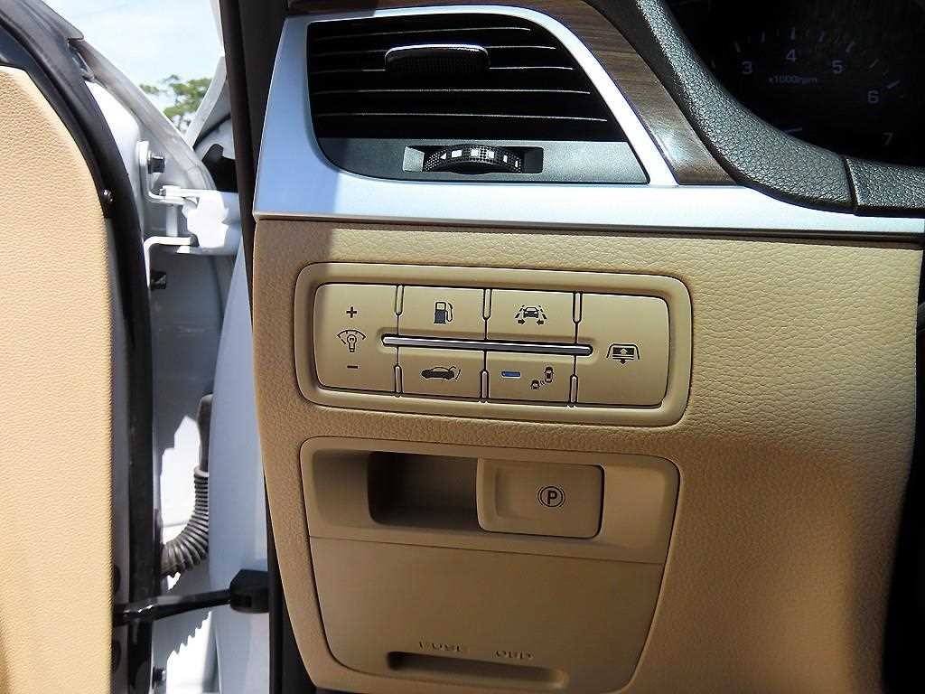 제네시스 G80 3.3 GDI AWD 프리미엄 럭셔리 이미지 13