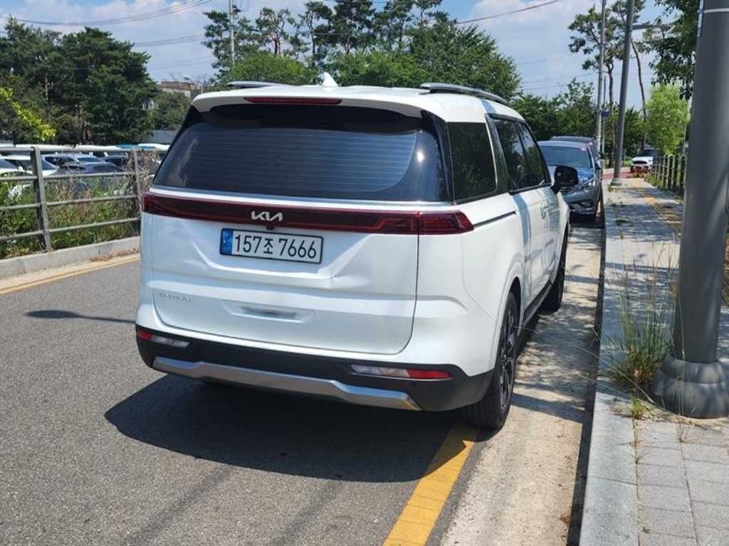 기아 카니발 카니발 4세대 가솔린 9인승 시그니처 이미지 3