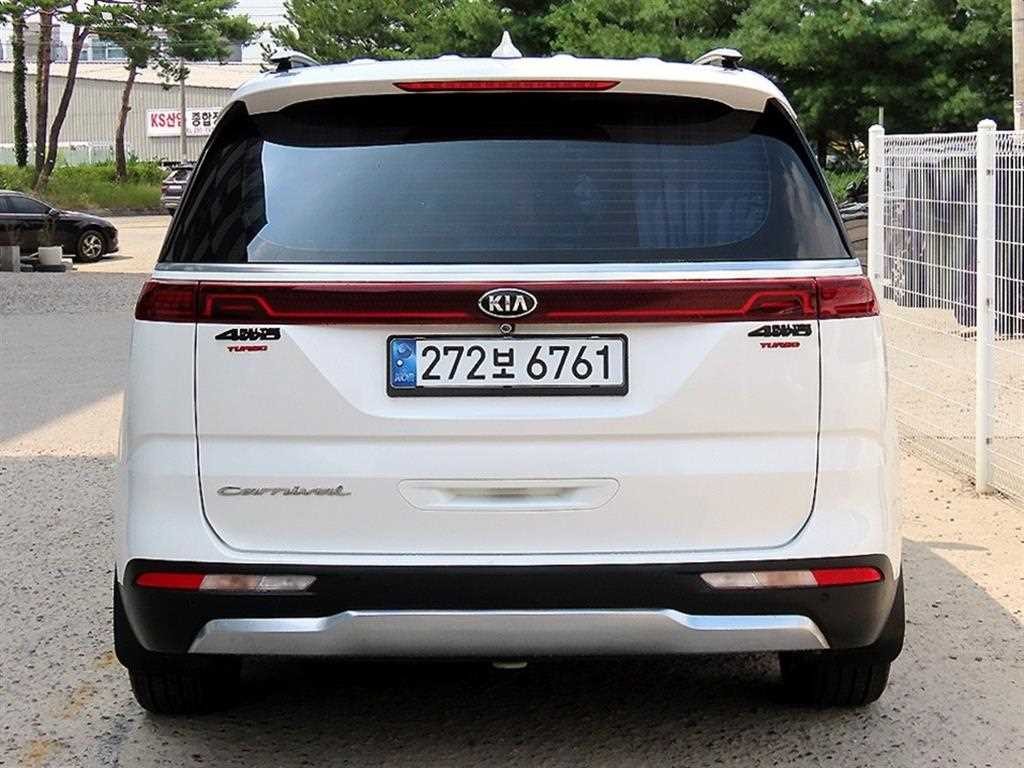 기아 카니발 카니발 4세대 디젤 9인승 노블레스 이미지 4