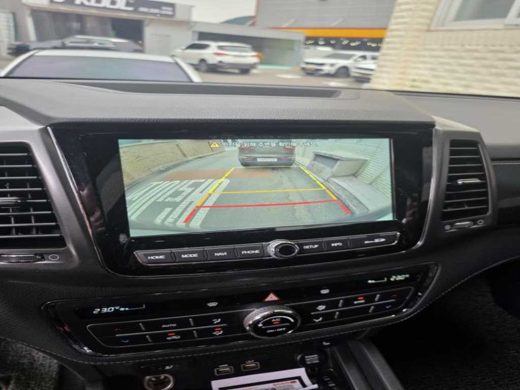 KG모빌리티(쌍용) 렉스턴 더 뉴 렉스턴 스포츠 칸 디젤 2.2 2WD 프레스티지 이미지 13