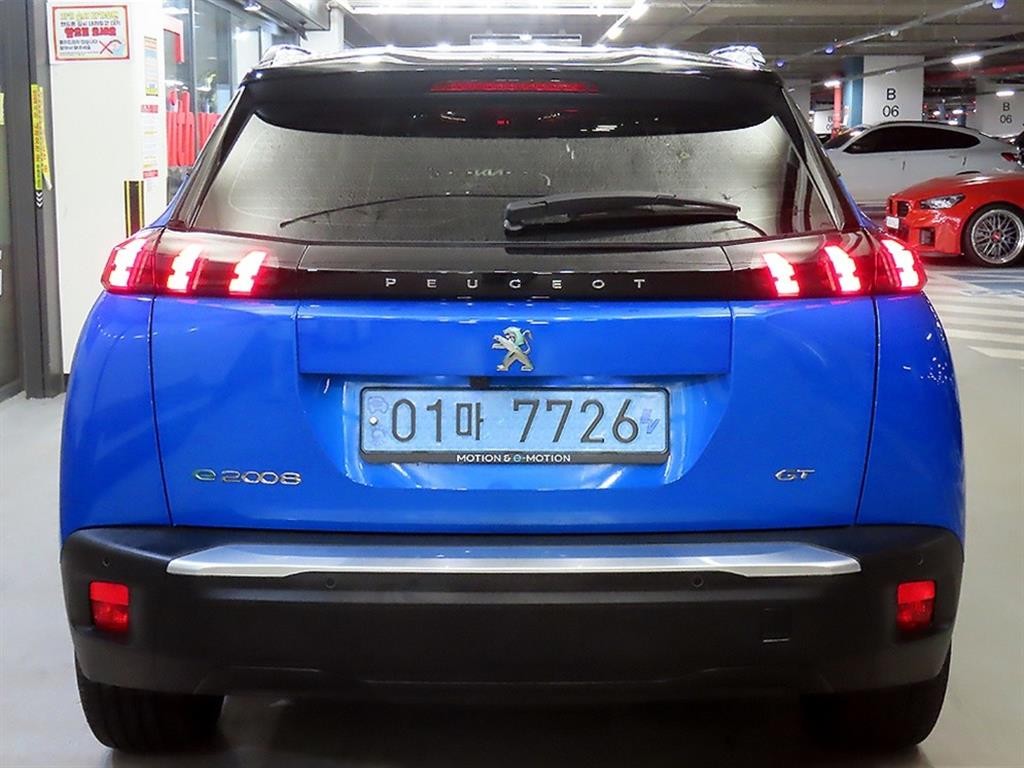 푸조 2008 e-2008 알뤼르 이미지 5