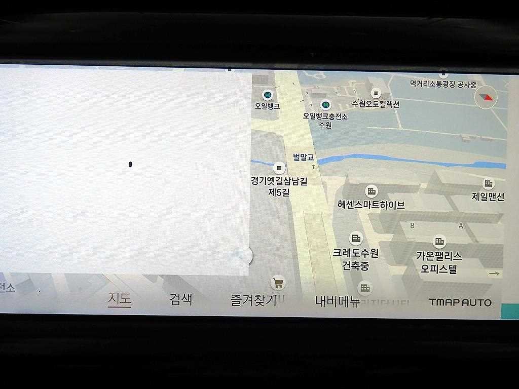 랜드로버 디스커버리 스포츠 디스커버리 스포츠 2세대 P250 SE 이미지 13