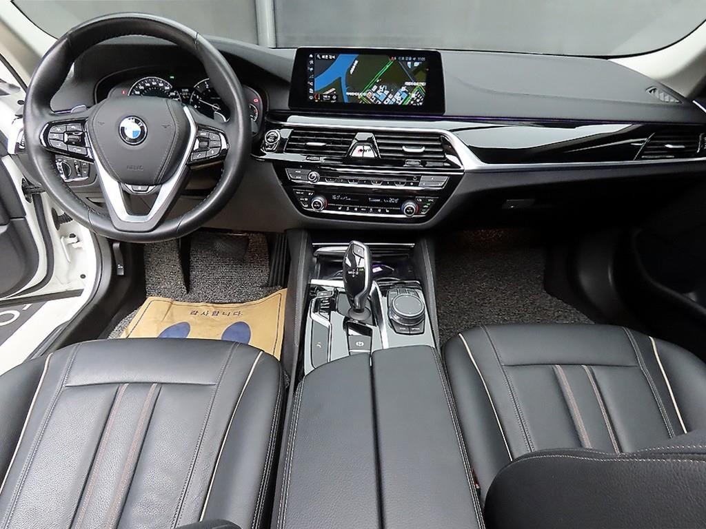 BMW 5시리즈 5시리즈 (G30) 520d 럭셔리 스페셜 에디션 이미지 7