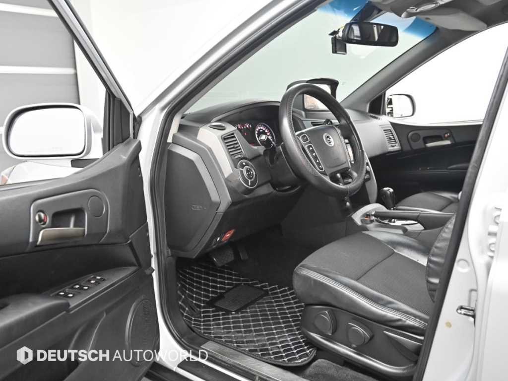 KG모빌리티(쌍용) 코란도 코란도스포츠 디젤 4WD CX7 패션 이미지 11