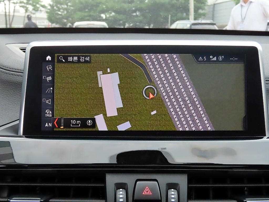 BMW X1 X1 (F48) xDrive 20i xLine 이미지 12