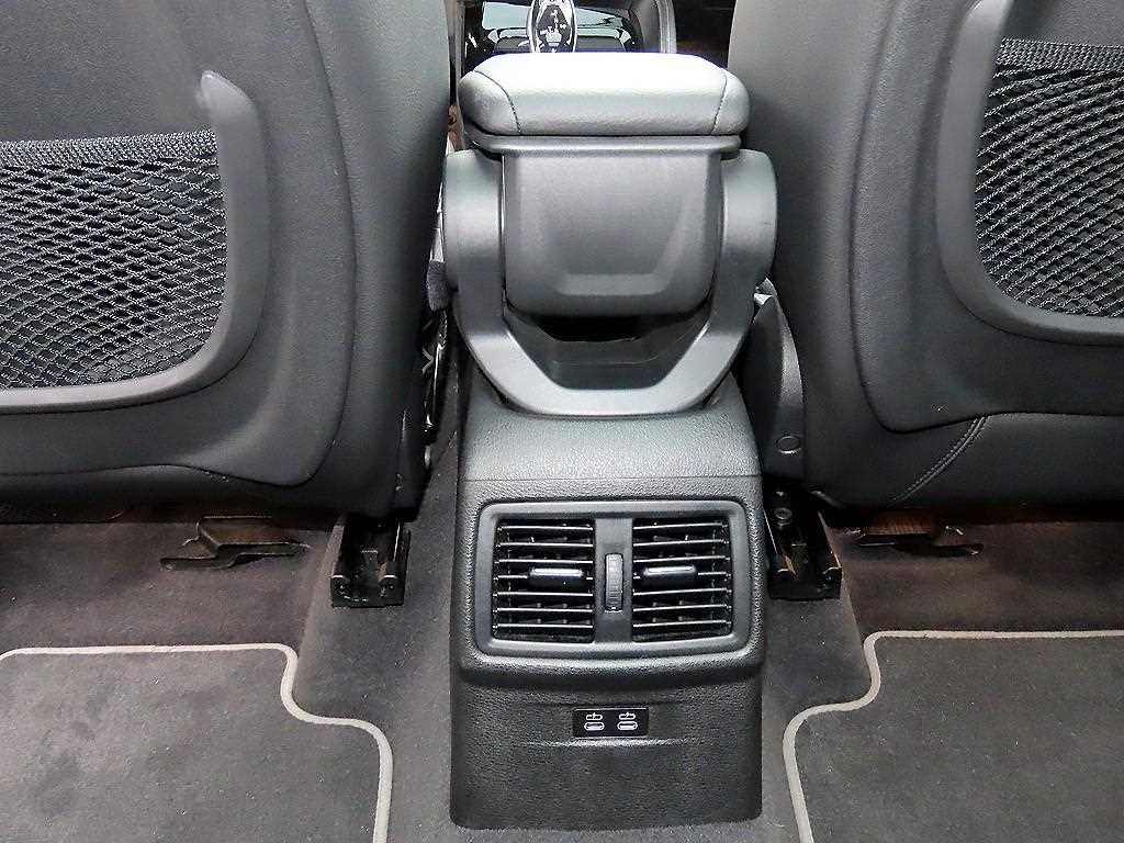 BMW X1 X1 (F48) xDrive 20i xLine 이미지 15