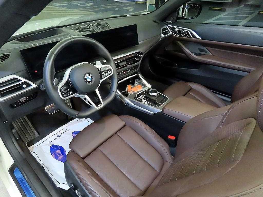 BMW 4시리즈 4시리즈 (G22) 420i 컨버터블 M 스포츠 이미지 13