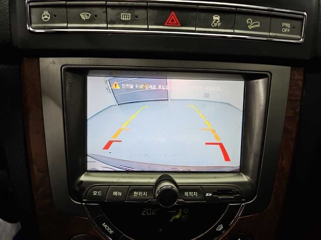 KG모빌리티(쌍용) 렉스턴 렉스턴W 2.2 4WD RX7 프레스티지 이미지 15
