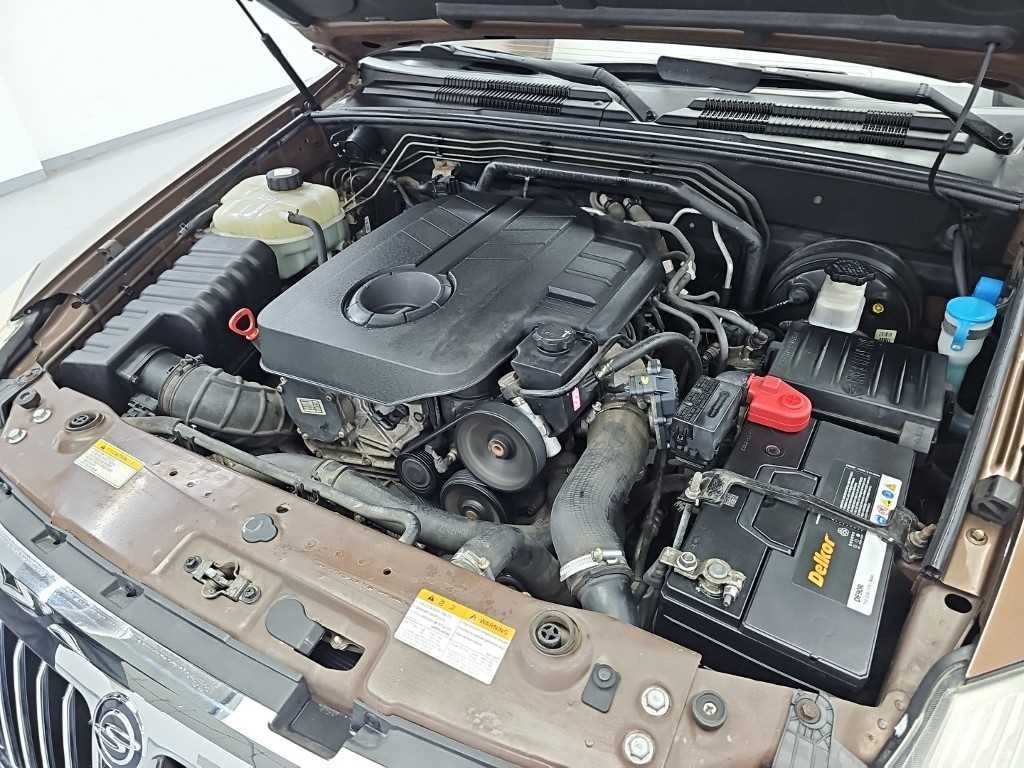 KG모빌리티(쌍용) 렉스턴 렉스턴W 2.2 4WD RX7 프레스티지 이미지 5