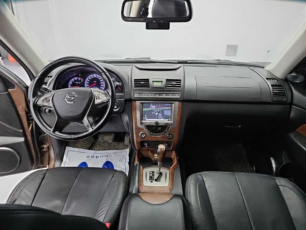 KG모빌리티(쌍용) 렉스턴 렉스턴W 2.2 4WD RX7 프레스티지 이미지 7