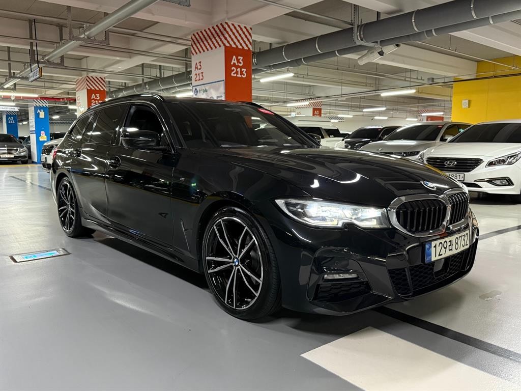 BMW 3시리즈 3시리즈 (G20) 320d 투어링 M 스포츠 이미지 2