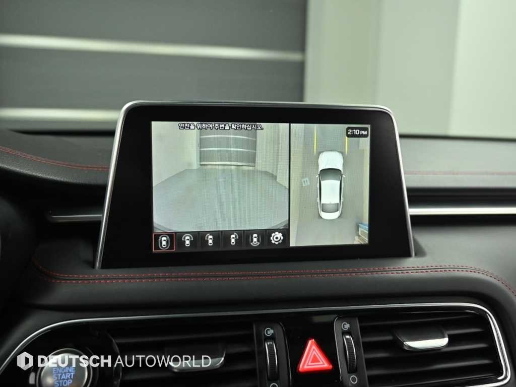 제네시스 G70 2.0T AWD 스포츠 패키지 이미지 15
