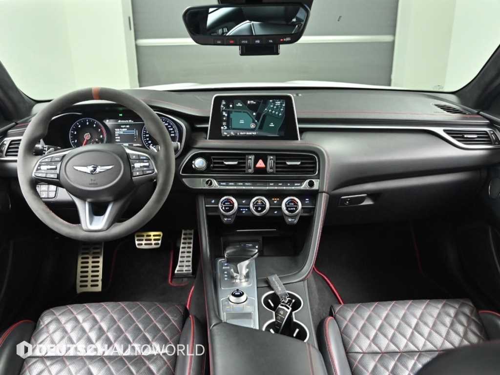 제네시스 G70 2.0T AWD 스포츠 패키지 이미지 7