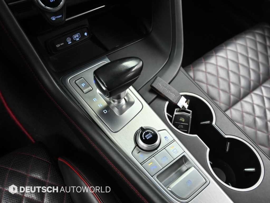 제네시스 G70 2.0T AWD 스포츠 패키지 이미지 9
