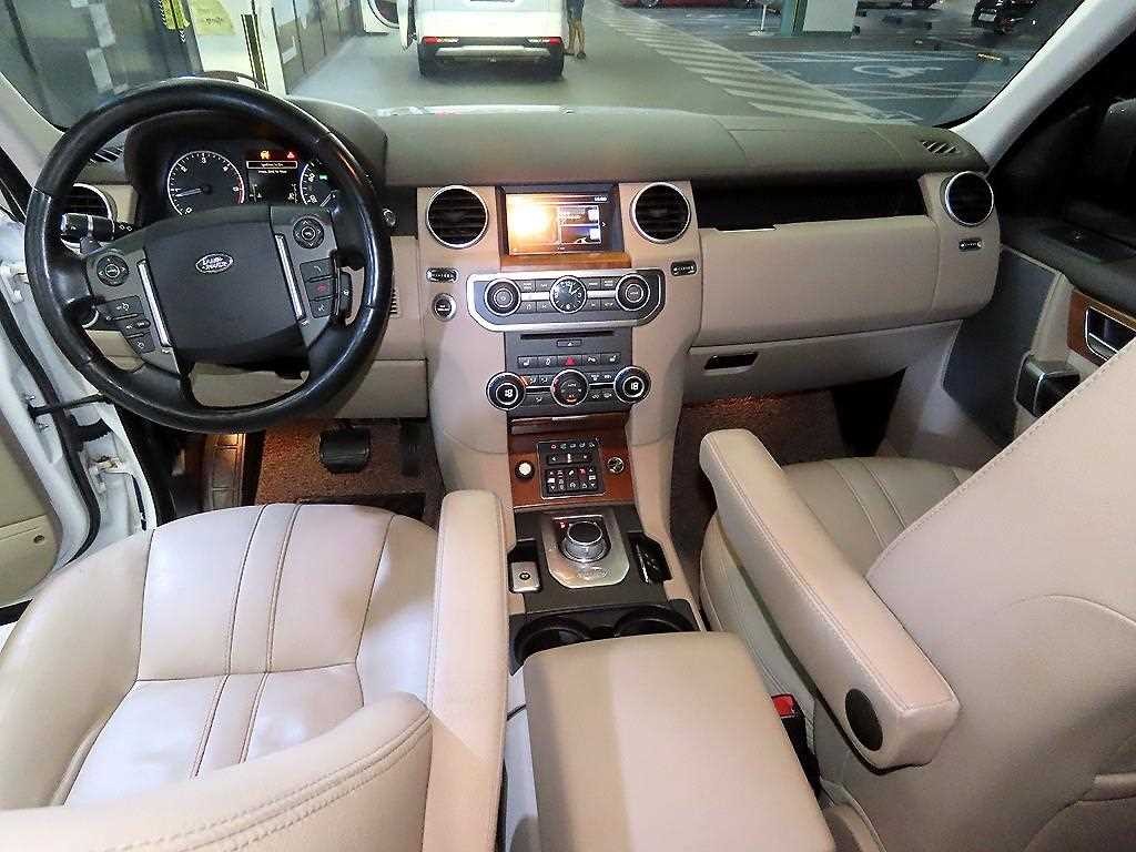랜드로버 디스커버리 디스커버리4 3.0 SDV6 SE 이미지 10