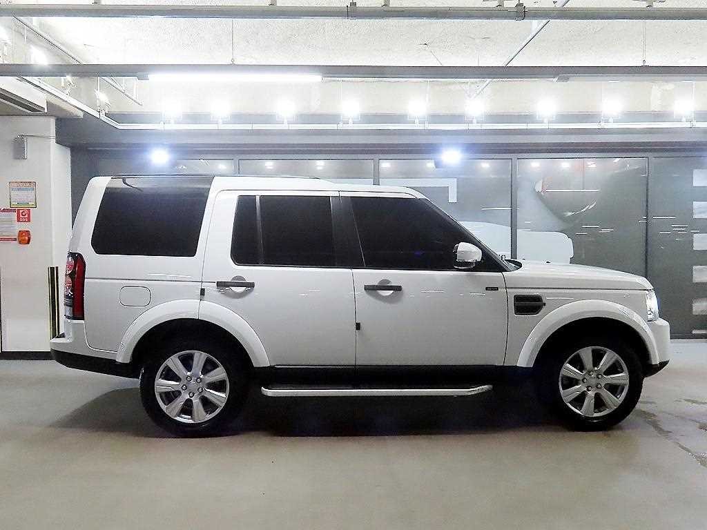 랜드로버 디스커버리 디스커버리4 3.0 SDV6 SE 이미지 3