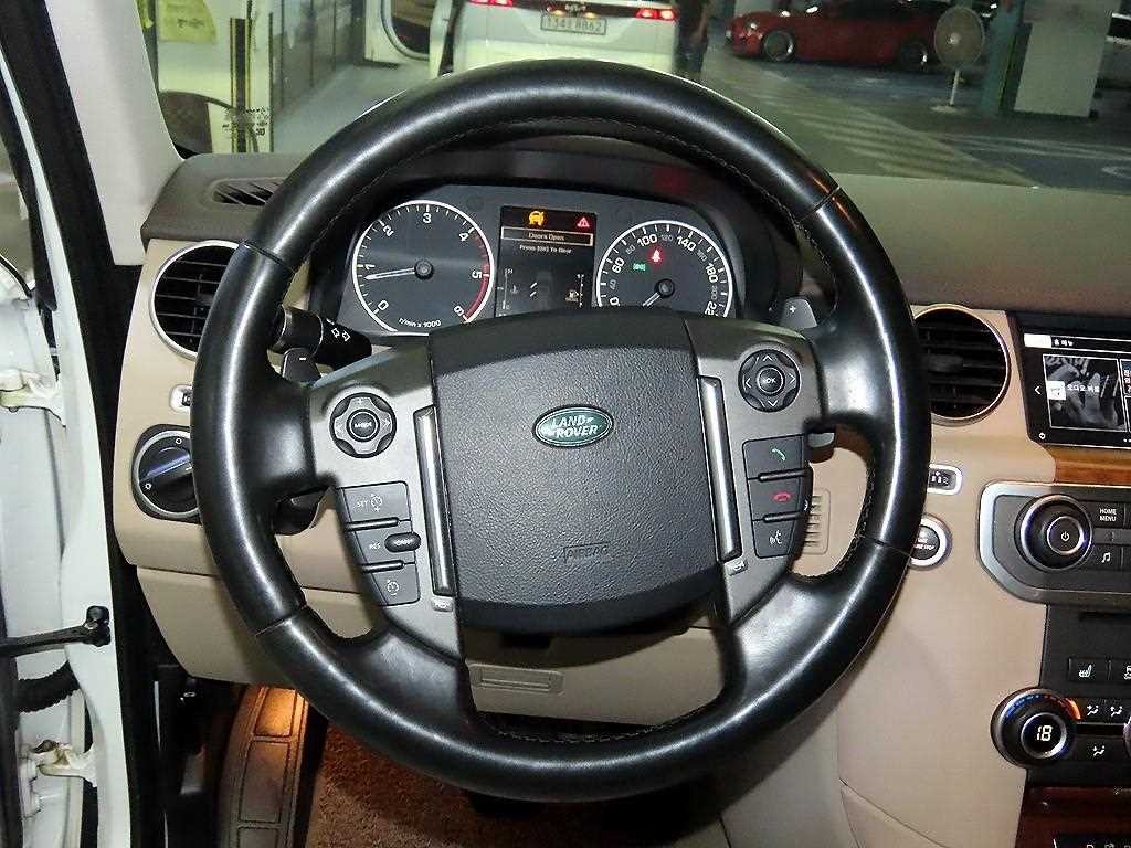 랜드로버 디스커버리 디스커버리4 3.0 SDV6 SE 이미지 8
