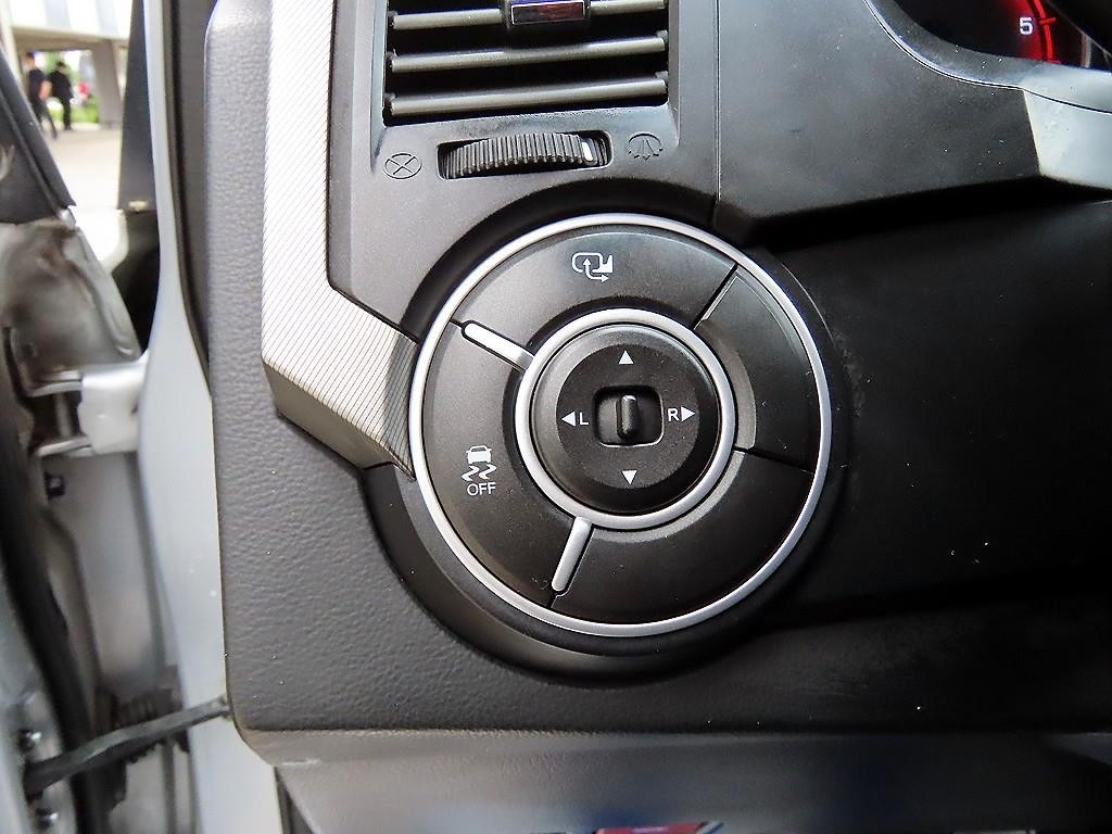 KG모빌리티(쌍용) 코란도 코란도스포츠 디젤 4WD CX7 비젼 이미지 12