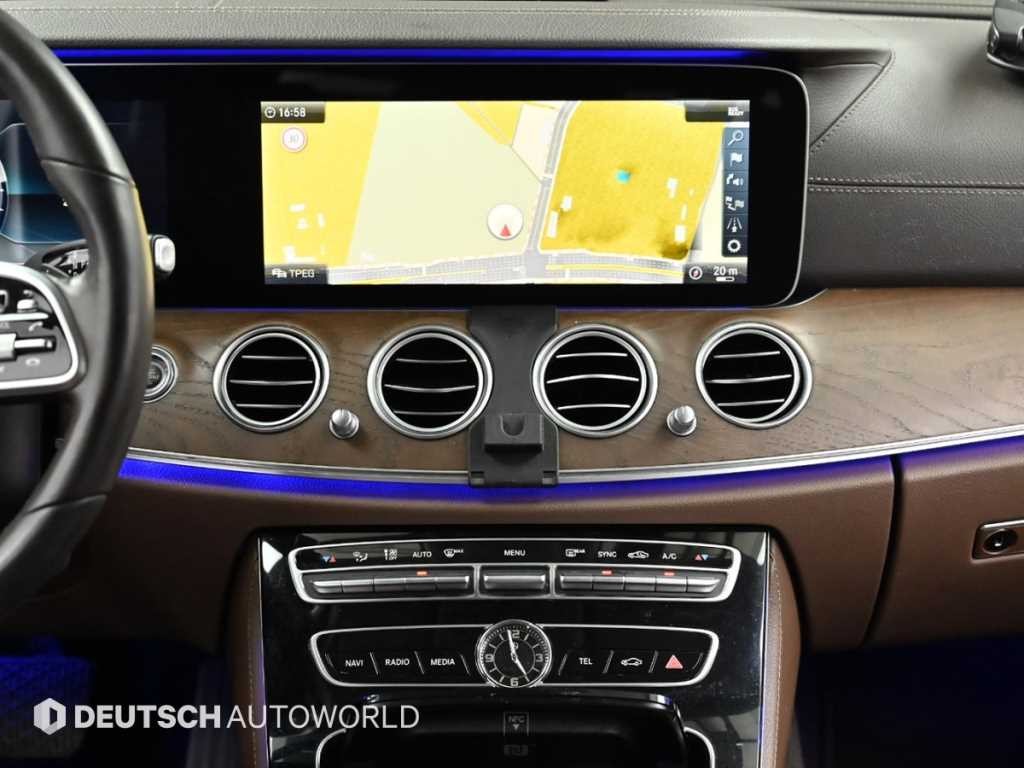 벤츠 E 클래스 E-클래스 W213 E300 4MATIC 익스클루시브 이미지 14