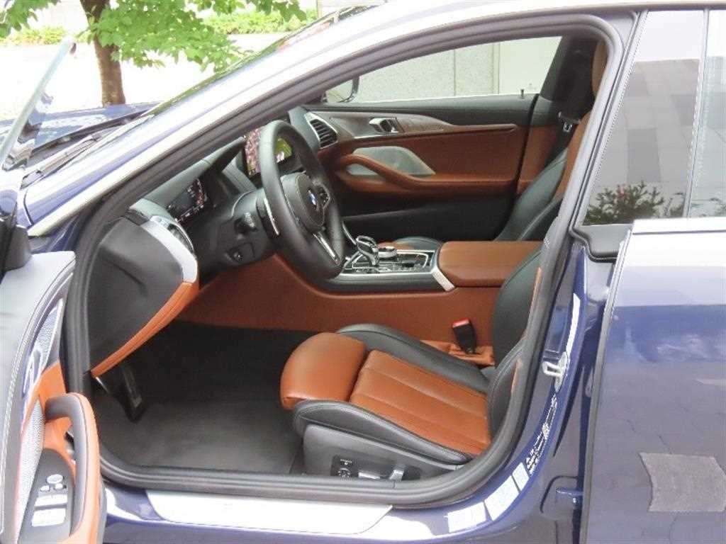 BMW 8시리즈 8시리즈 (G15) M850i xDrive 그란 쿠페 이미지 13