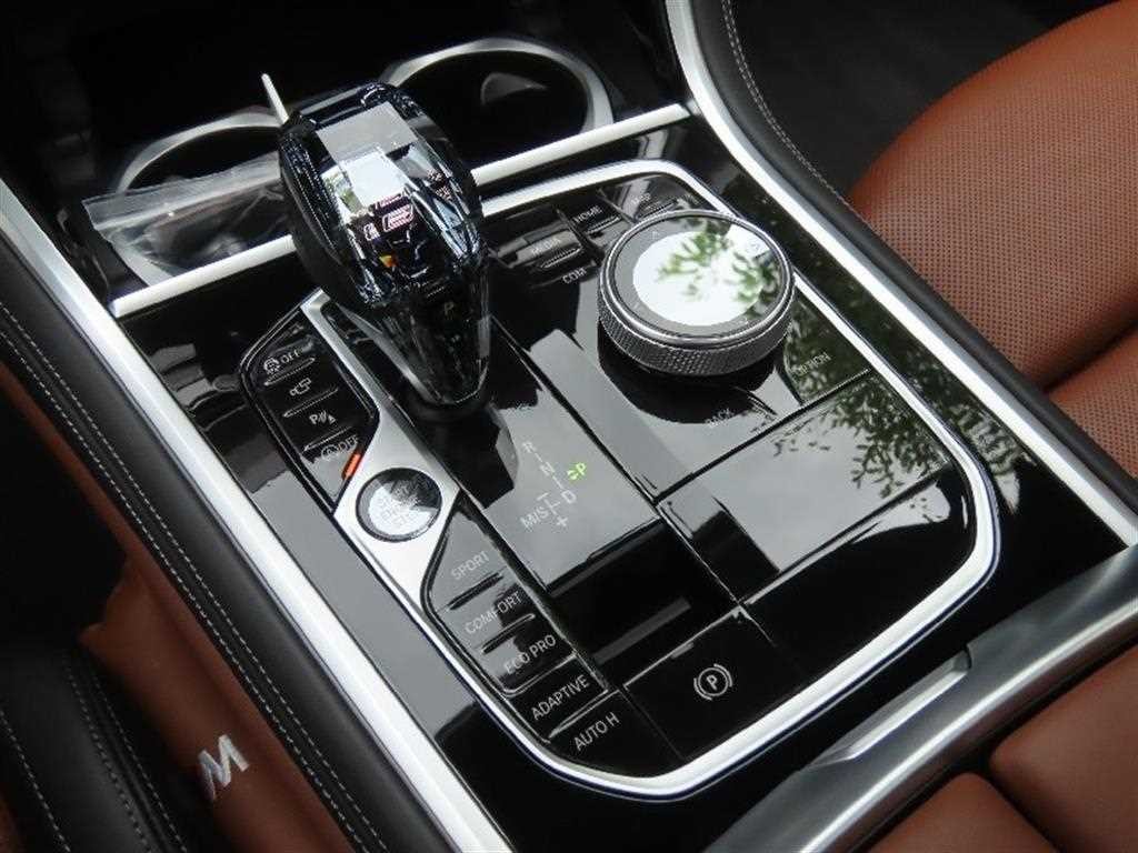 BMW 8시리즈 8시리즈 (G15) M850i xDrive 그란 쿠페 이미지 6