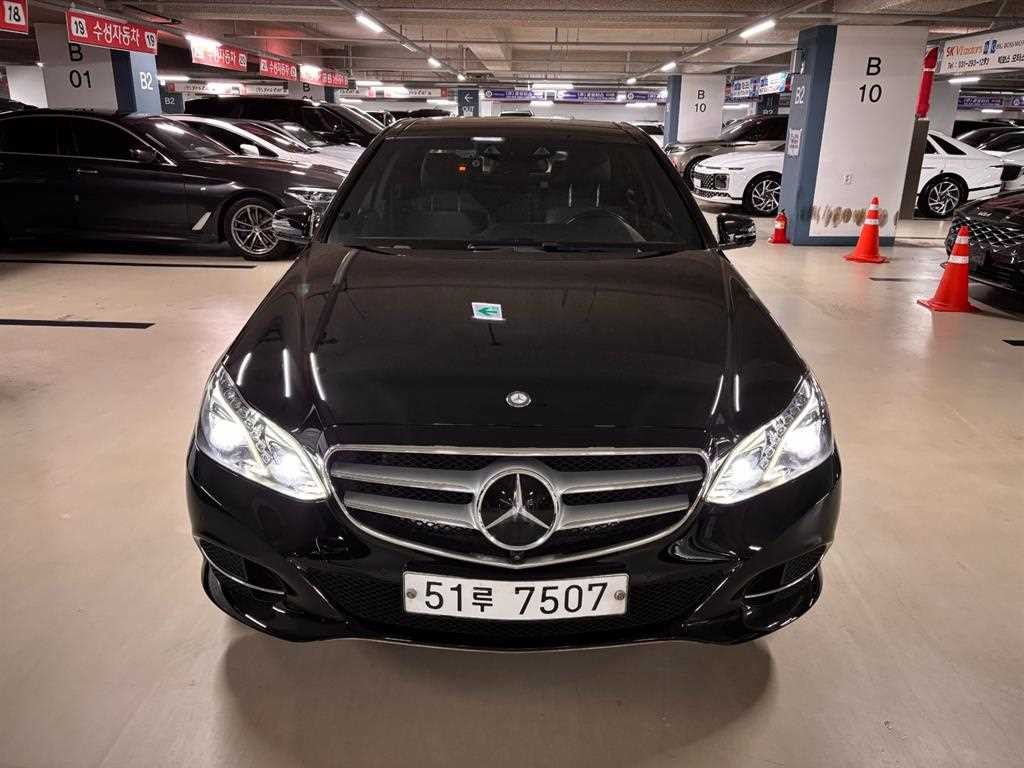 벤츠 E 클래스 E-클래스 W212 E350 4MATIC 이미지 1