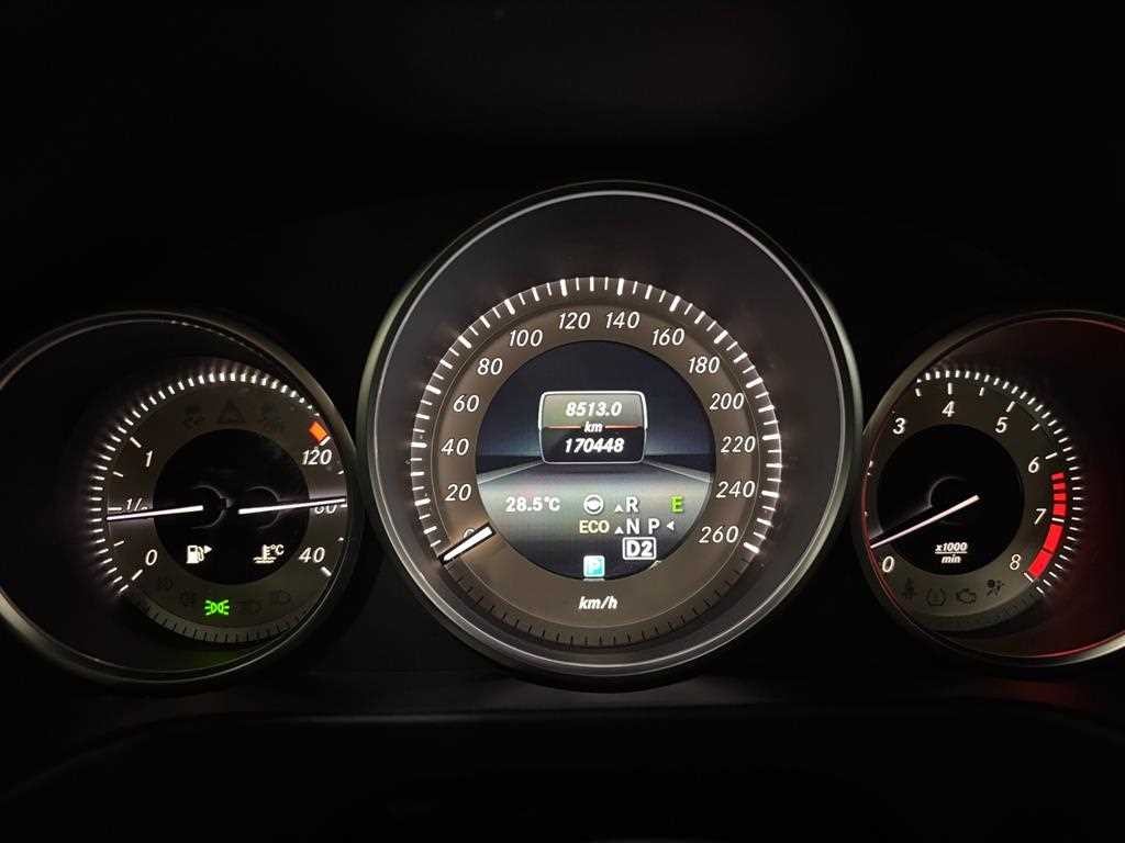벤츠 E 클래스 E-클래스 W212 E350 4MATIC 이미지 6