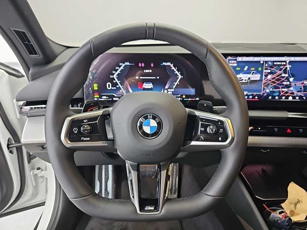 BMW 5시리즈 5시리즈 (G60) 523d M 스포츠 이미지 9