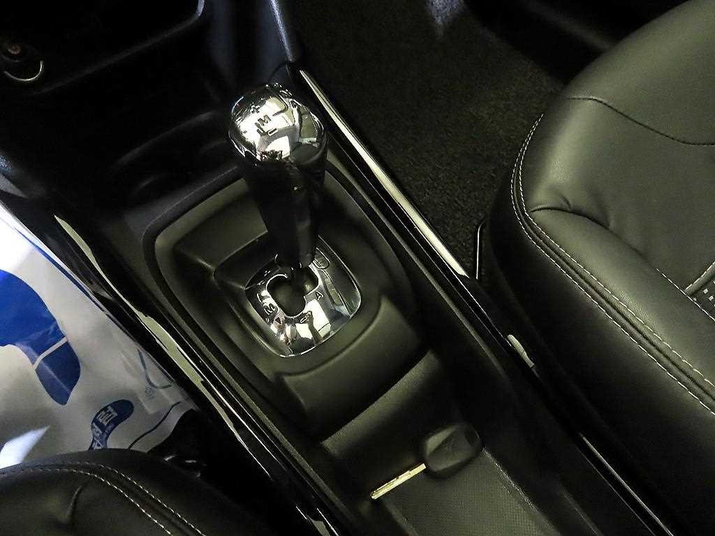 푸조 2008 1.6 E-HDI 펠린 L 이미지 12
