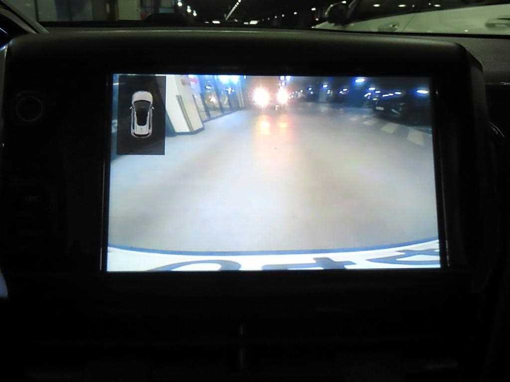 푸조 2008 1.6 E-HDI 펠린 L 이미지 15