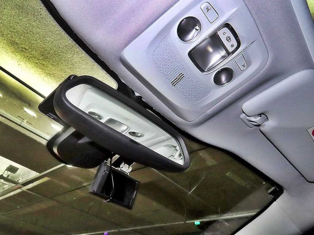 푸조 2008 1.6 E-HDI 펠린 L 이미지 16