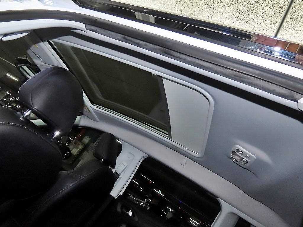 푸조 2008 1.6 E-HDI 펠린 L 이미지 17