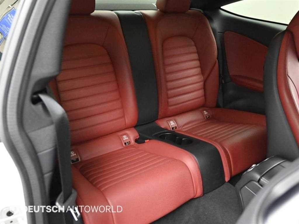 벤츠 C 클래스 C클래스 W205 C200 쿠페 이미지 12