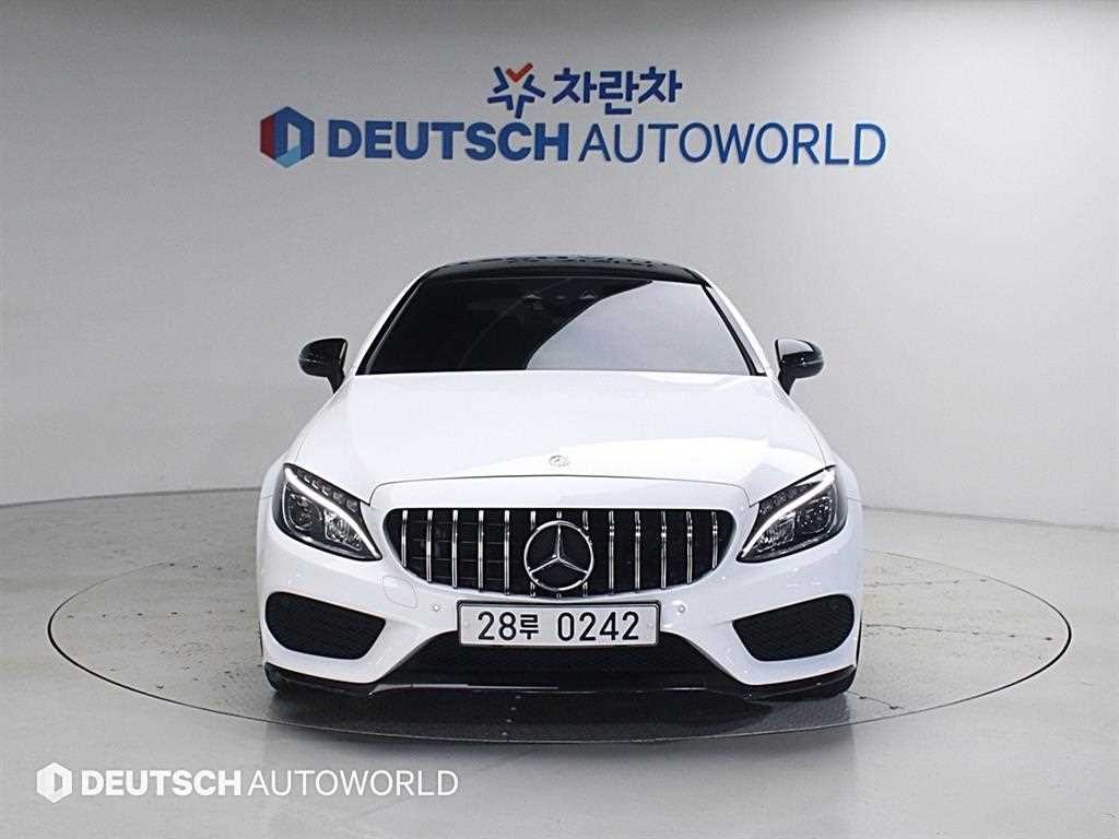벤츠 C 클래스 C클래스 W205 C200 쿠페 이미지 3