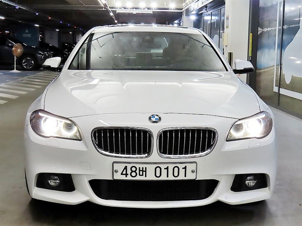 BMW 5시리즈 5시리즈 (F10) 528i M 에어로 다이나믹 이미지 2