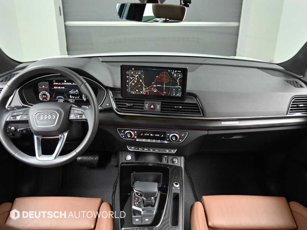 아우디 Q5 Q5 (FY) 45 TFSI 콰트로 프리미엄 스포트백 이미지 7