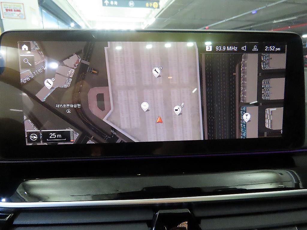 BMW 5시리즈 5시리즈 (G30) 523d M 스포츠 이미지 14
