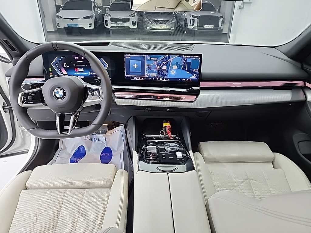 BMW 5시리즈 5시리즈 (G60) 520i M 스포츠 이미지 7