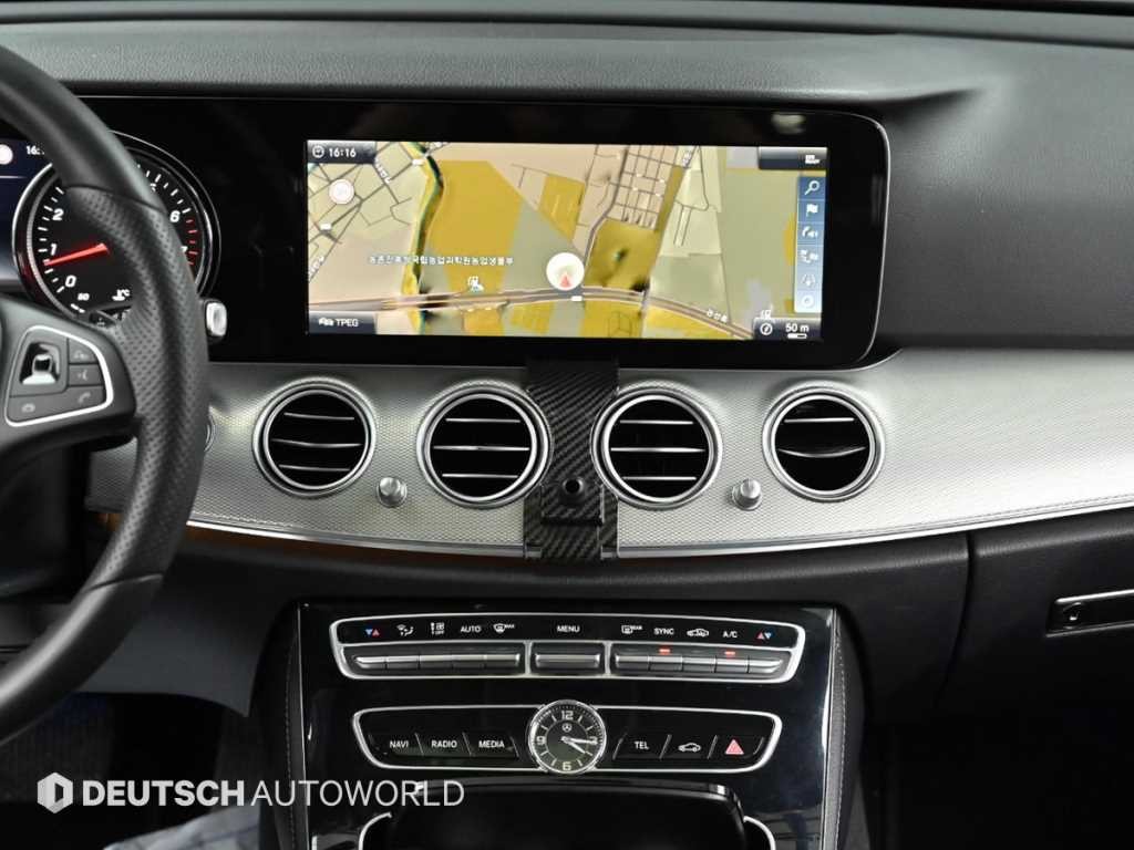 벤츠 E 클래스 E-클래스 W213 E200 아방가르드 이미지 14