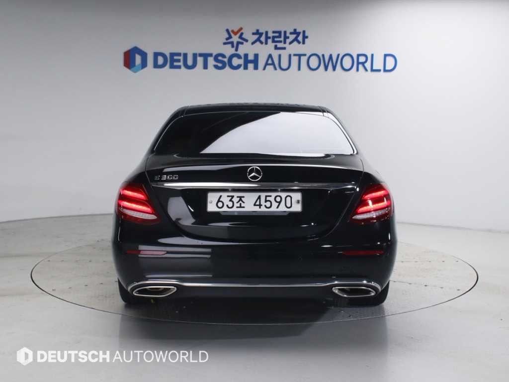 벤츠 E 클래스 E-클래스 W213 E200 아방가르드 이미지 4