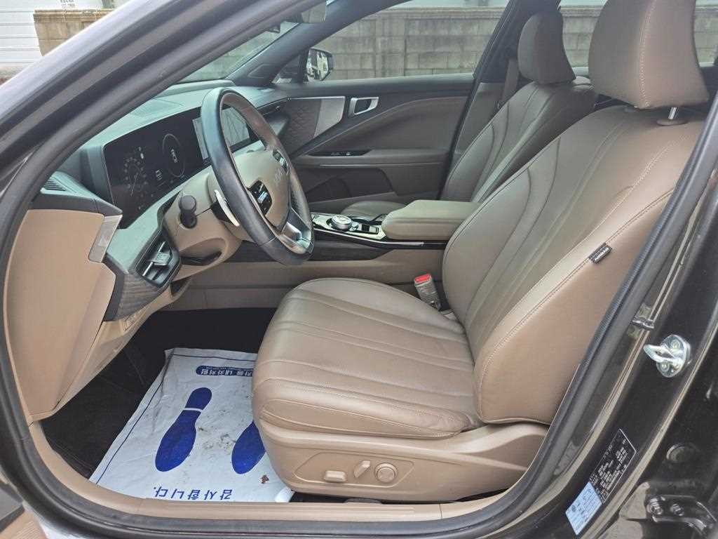 기아 K8 2.5 2WD 노블레스 라이트 이미지 5