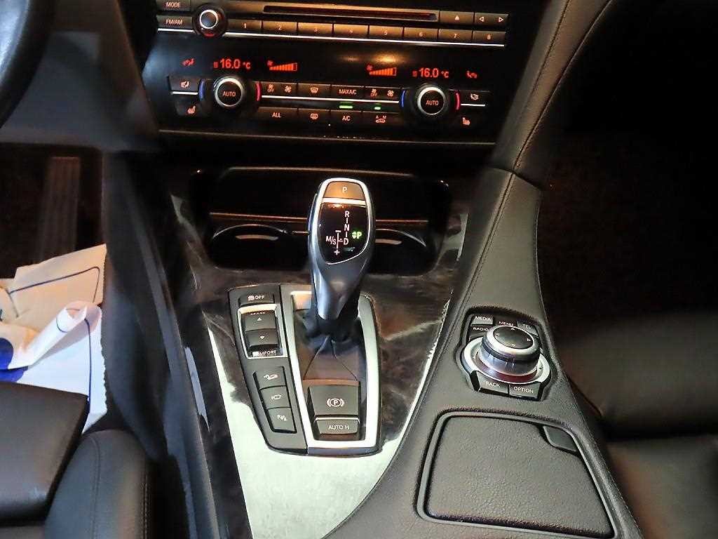 BMW 6시리즈 6시리즈 (F12) 640 그란쿠페 d xDrive 그란쿠페 이미지 12