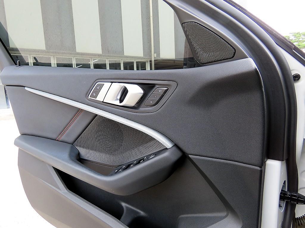 BMW 1시리즈 1시리즈 (F40) 118d M 스포츠 이미지 11