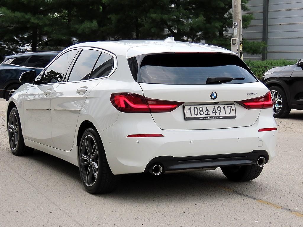 BMW 1시리즈 1시리즈 (F40) 118d M 스포츠 이미지 3